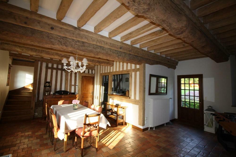 Maison Normande De Caractere A Colombages Saint-Hymer Екстер'єр фото